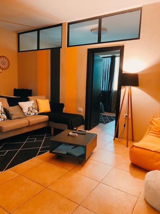City Central Amazona Appartment Tirana Bagian luar foto